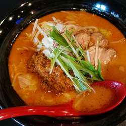 仔羊スパイシー味噌ラーメン