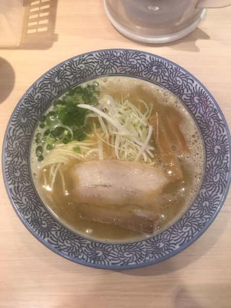 「濃厚魚介らーめん」@麺屋 一燈の写真