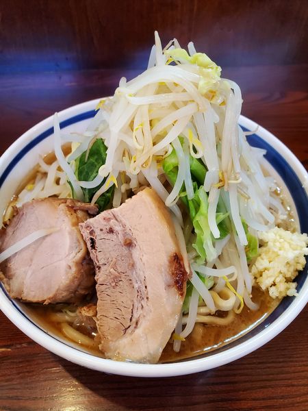 「ラーメン　にんにく少しヤサイ」@らーめんABURA坊の写真
