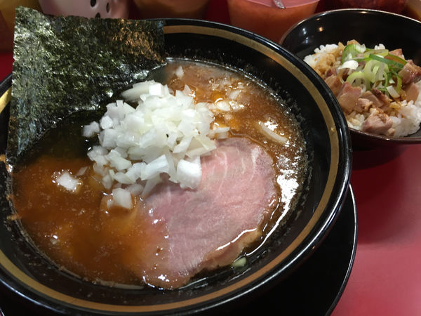 「【限定】丿貫コラボ 甘えびラーメン＋半賄い飯」@家系ラーメン とらきち家の写真