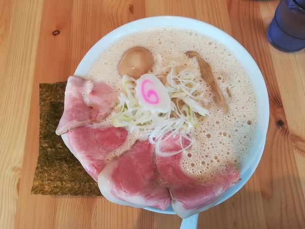 「味噌鶏そば 全のせ（大盛）」@鶏そば わたるの写真