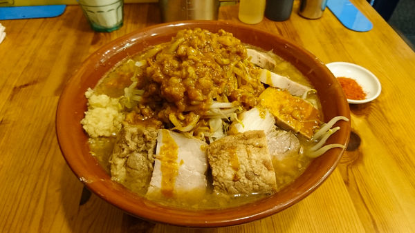「らーめん+麺増しW+豚増しW+インドW」@自家製麺 まさきの写真