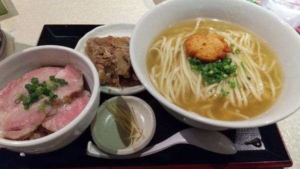 「ソーキソバ」@麺屋 玉ぐすくの写真