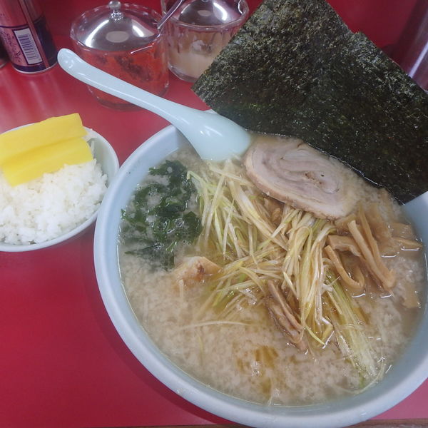「ネギラーメン(並)730円、半ライス100円」@ラーメンショップ 水代店の写真
