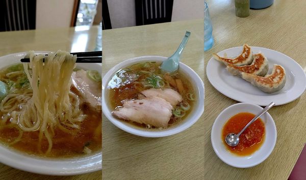 「『ラーメン(麺柔)+パプリカ醤+焼き餃子3個』」@青竹手打ちラーメン  麺屋 貴の写真