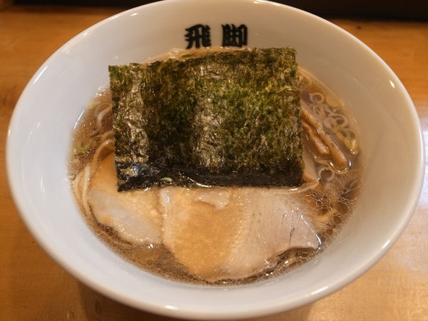 「煮干中華 中…750円」@飛脚の写真