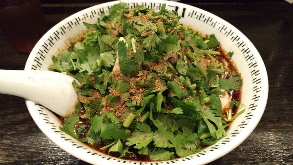 「スパイス・パクチーラーメン・半辛さスパイス増し」@スパイス・ラー麺 卍力の写真