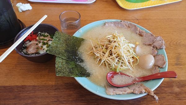 「ネギチャーシューメン大(塩)、温玉丼、味玉」@ラーメンショップ 椿 牛久店の写真