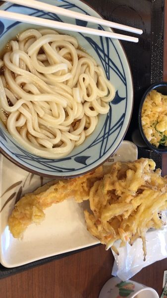 「冷うどん　天ぷら」@丸亀製麺 高崎店の写真