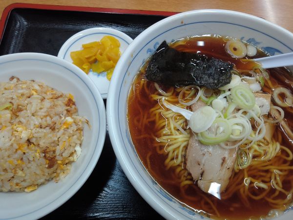 「手もみラーメンＢセット６４０円」@福しん 北千住東口店の写真