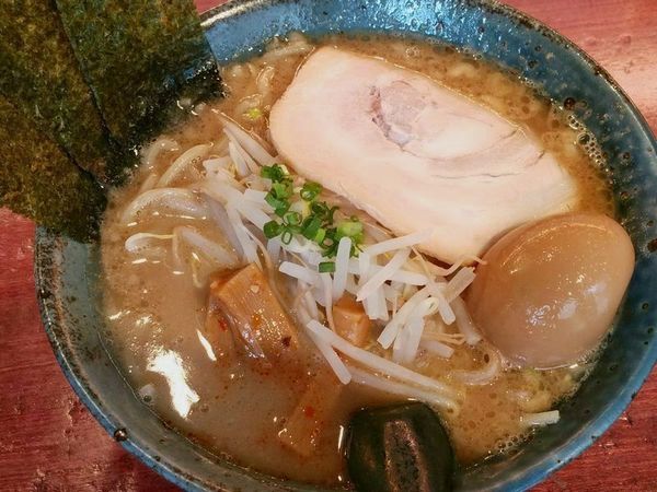 「魚介豚骨らーめん（中）＋味玉」@つけ麺 一合 亀戸店の写真
