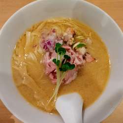 限定濃厚白湯仕立て