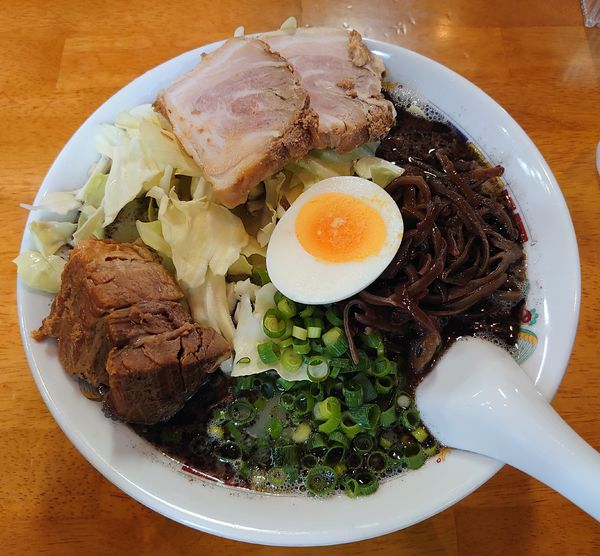 「育元ラーメン(980円)」@熊本らーめん 育元の写真