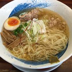 鶏しおらーめん…730円