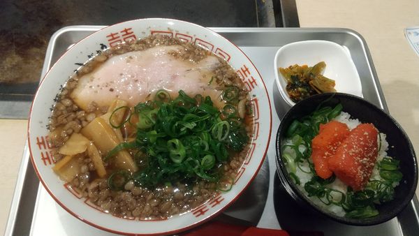 「尾道らーめんセット（明太子ご飯）900円」@八じゅう 渋谷店の写真