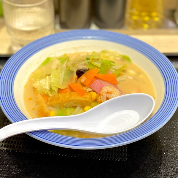 「小さいちゃんぽん　450(税込495)」@長崎ちゃんぽん リンガーハット 千葉海浜幕張店の写真