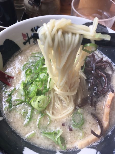 「背脂とんこつ」@博多流 斗樹 八丁堀店の写真