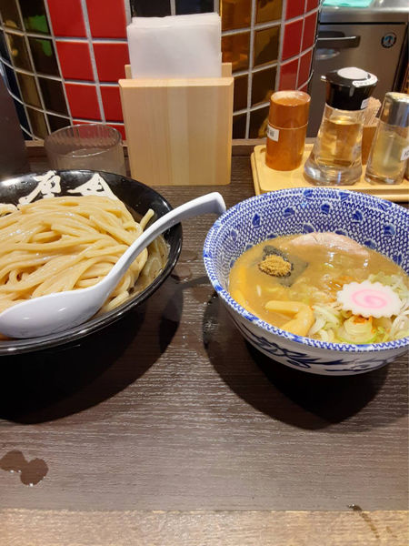 「痺れつけ麺」@六厘舎 上野店の写真