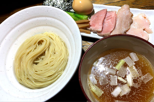 「昆布水つけ麺(全部のせ.煮干し)」@ラーメン屋ジョンの写真