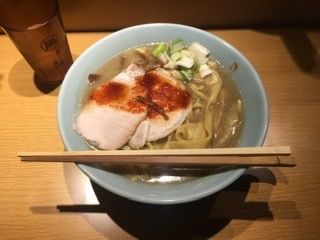 「ラーメン ¥870」@すごい煮干ラーメン凪 西新宿7丁目店の写真