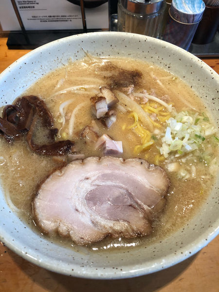 「味噌らーめん」@つじ田 味噌の章の写真