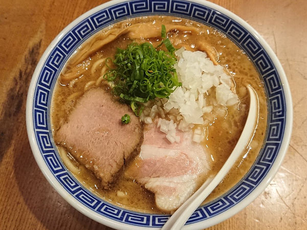 「後期型六坊豚骨魚介ラーメン」@渡なべの写真