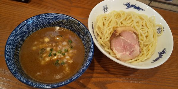 「濃厚つけめん」@二代目 にぼ助 池袋店の写真