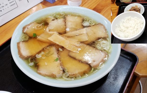 「チャーシューメン800円＋小ライス110円」@麺や髭おやじの写真