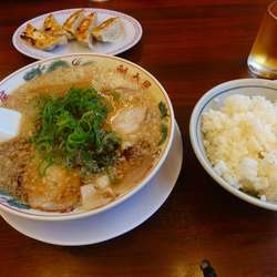 醤油ラーメン背脂多め+餃子ＳＥＴ+大瓶ビール