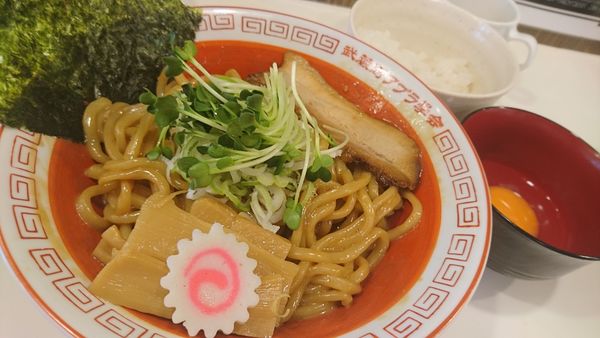 「武蔵野油そば、無限ライス生卵付き」@武蔵野アブラ学会 明大前店の写真