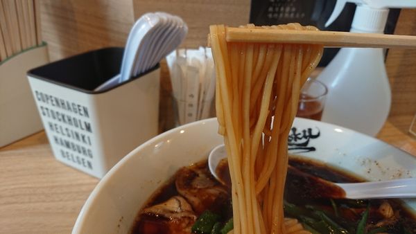 「中華そば並 750円」@麺屋 丈六 キーノ和歌山店の写真