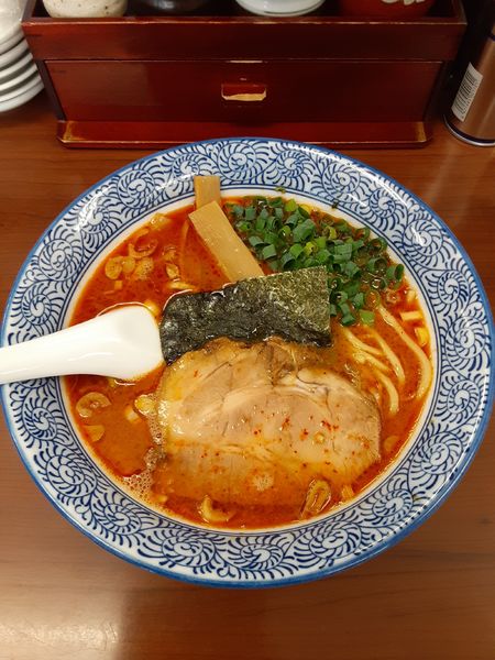 「赤大門ラーメン730円」@ちょっと美味しい中華食堂 大門の写真