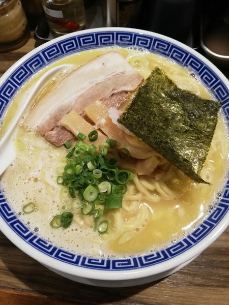 「ラーメン鶏」@麺屋 ジャイアン 田無本店の写真