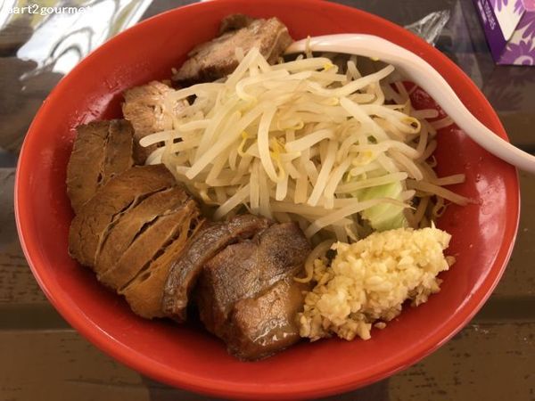 「ブタメン中+ブタマシ 「ニンニク」(1,080円)」@恵比寿ブタメン 市原店の写真