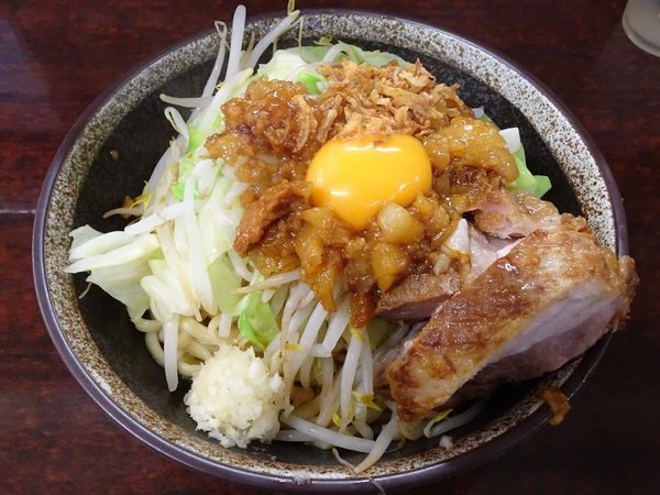 「小ラーメン（750円）＋汁なし（100円）ニンニクアブラ」@ラーメン二郎 めじろ台店の写真