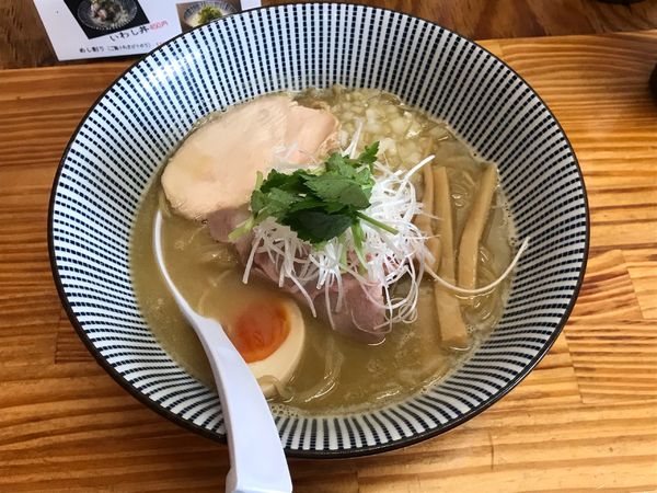 「濃厚真鯛そば880円」@中華そば よしかわの写真