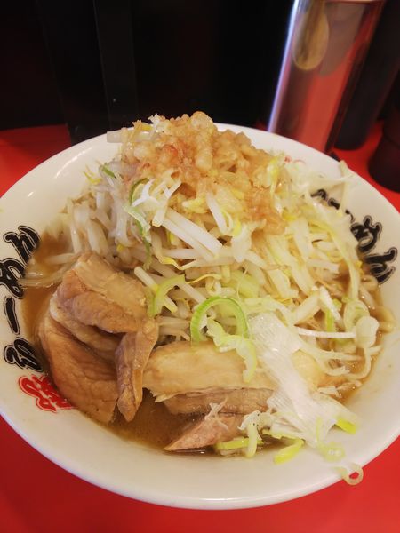 「ラーメン アブラ、ネギ」@豚ラーメン 板橋駅前店の写真