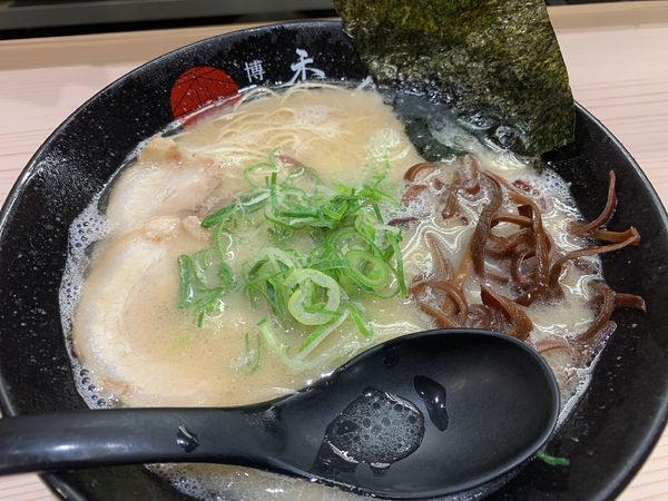 「ラーメン」@博多禿鷹の写真