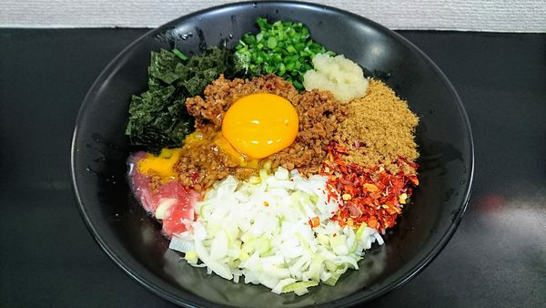 「【限定】台湾まぜそば(追い飯付)」@自家製麺SHINの写真