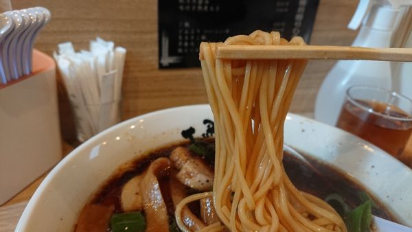 「中華そば並肉増し 900円」@麺屋 丈六 キーノ和歌山店の写真