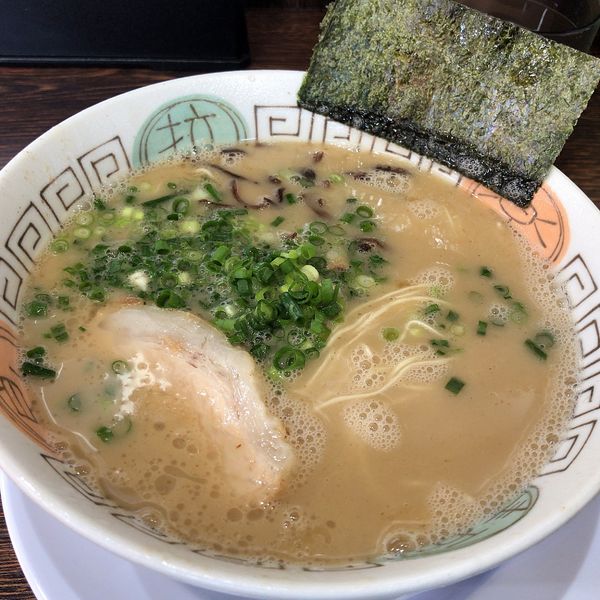 「らーめんアブラヌキ(720円)バリカタ、替え玉(130円)ハリガ」@博多長浜らーめん 楓神の写真