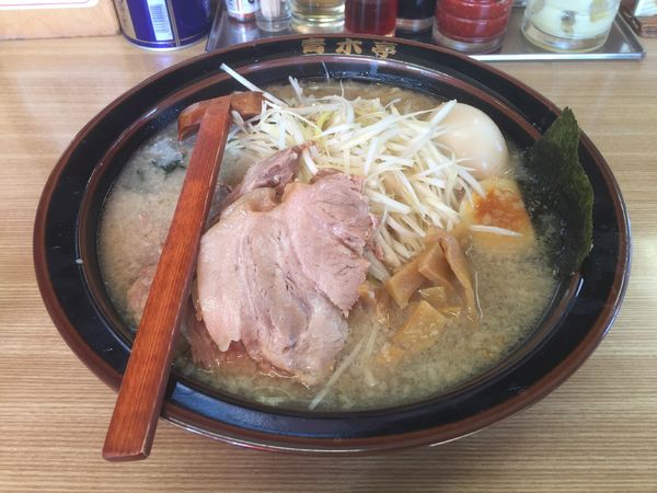 「定番（ネギチャーシューメン 醤油）中＋味付たまご」@ラーメン青木亭 草加店の写真