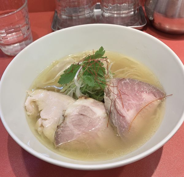 「【6周年限定】地鶏煮干し逢麺1200円」@麺画廊 英の写真