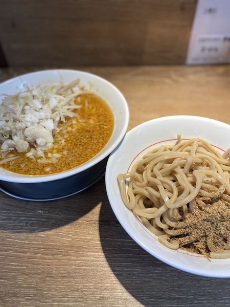 「つけ麺(太麺) 魚粉 あぶら」@麺屋 浜一の写真