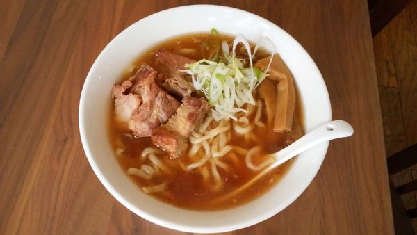 「〖テイクアウト〗ラーメン¥800-」@一品香 小山の写真