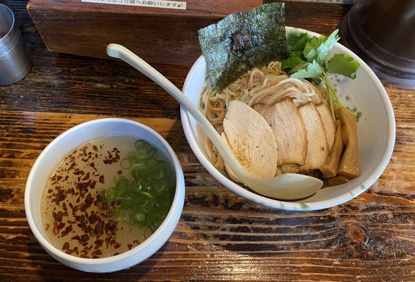 「ザ・塩つけ麺(冷スープ) ¥900。大盛 ¥350」@啜磨専科の写真
