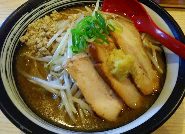 「3枚チャーシュー焼き味噌」@拉麺 大公 南太田本店の写真