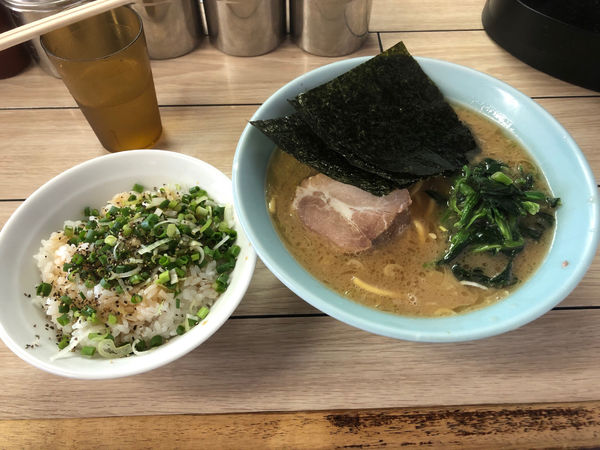「ラーメン＋ねぎめし／¥950」@らすた 代々木支店の写真