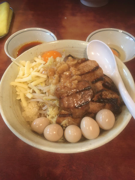 「特製まぜそば」@自家製ラーメン麺屋ラッキーの写真