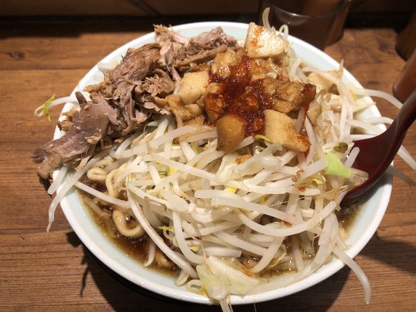 「ラーメン（普通）ニンニクなし」@ラーメン 豚パンチ 大宮南銀通り店の写真